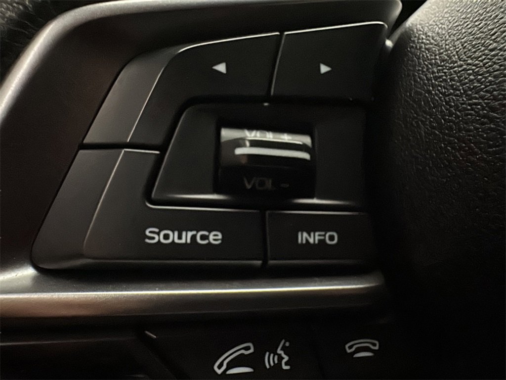 Used 2021 Subaru Crosstrek 2.0i Premium image 14