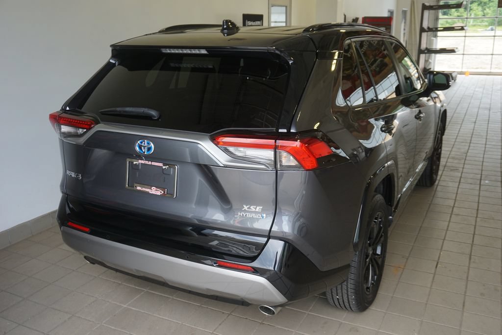 Certified 2023 Toyota RAV4 XSE AWD/4WD image 17