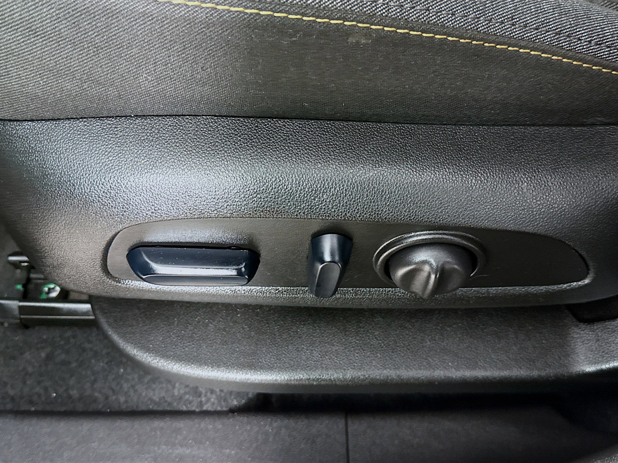 Used 2024 Chevrolet Equinox LT image 22