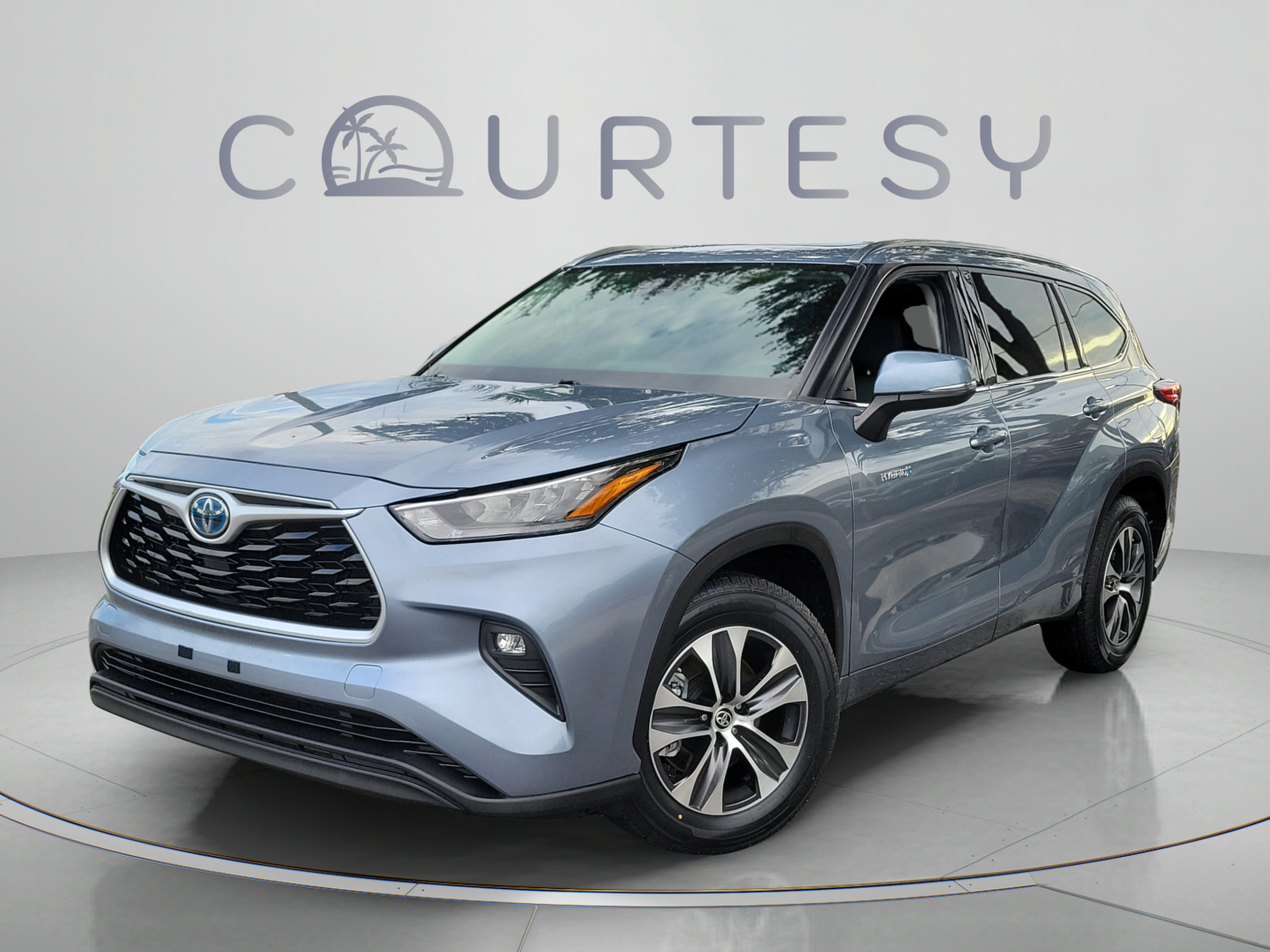 Used 2020 Toyota Highlander XLE