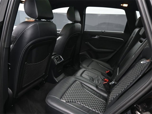 Used 2017 Audi SQ5 Prestige w/ Prestige Package image 16