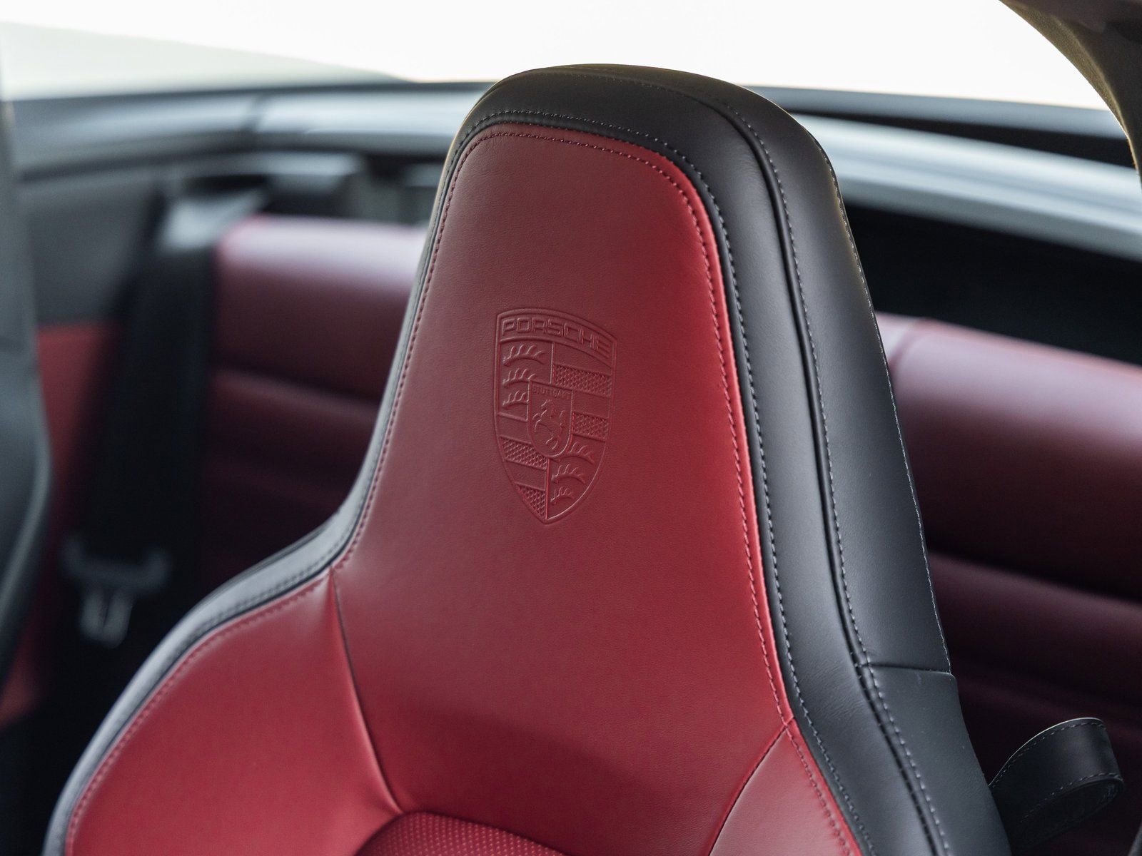 Certified 2026 Porsche 911 Targa 4 GTS image 36