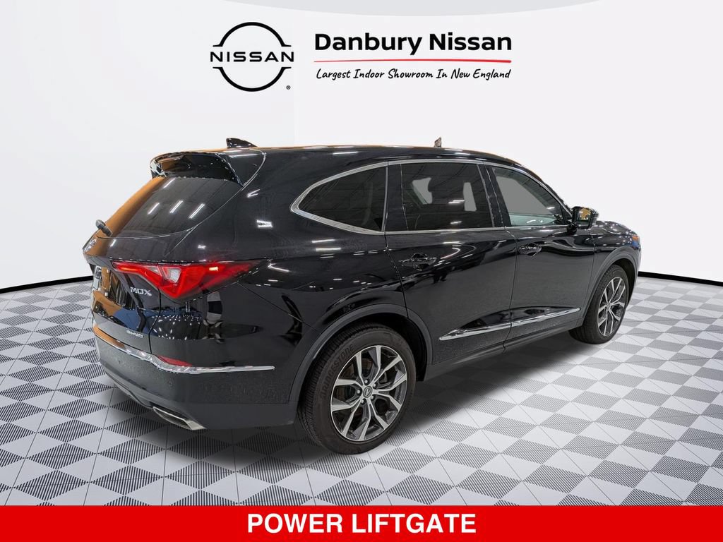 Used 2024 Acura MDX SH-AWD w/ Technology Package image 3