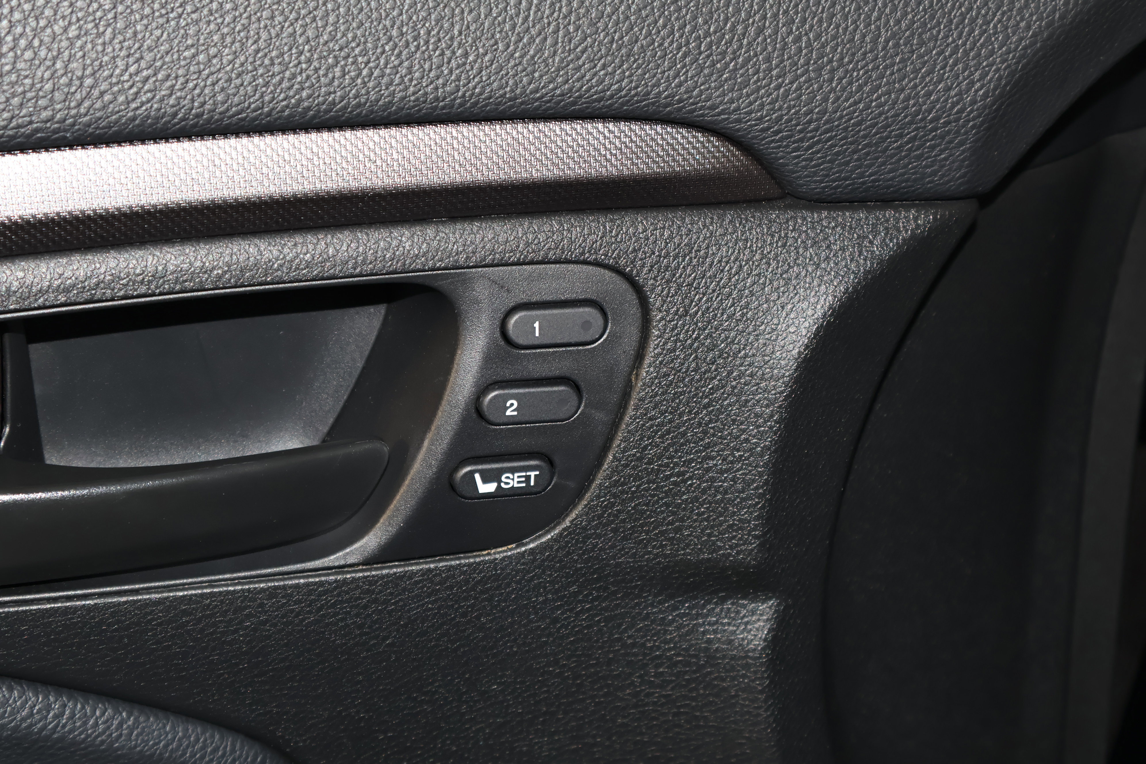 Certified 2022 Honda Passport TrailSport image 35