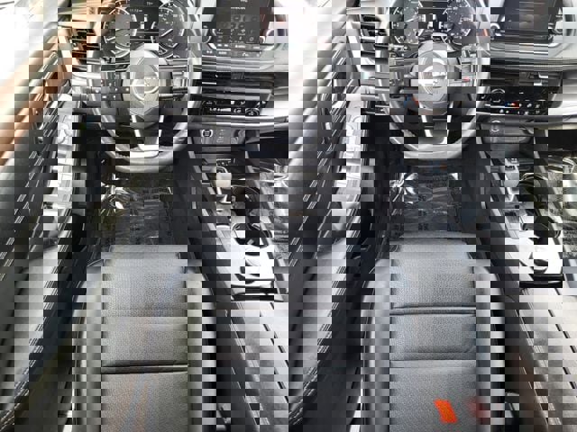 Certified 2023 Nissan Rogue SV w/ SV Premium B Package image 20