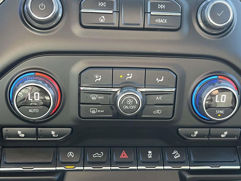 Used 2021 Chevrolet Silverado 1500 RST image 22