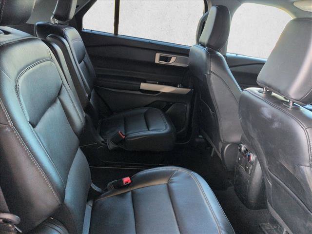Used 2023 Ford Explorer Limited image 21