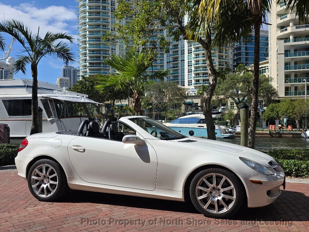 Used 2005 Mercedes-Benz SLK 350 Movie Star image 2