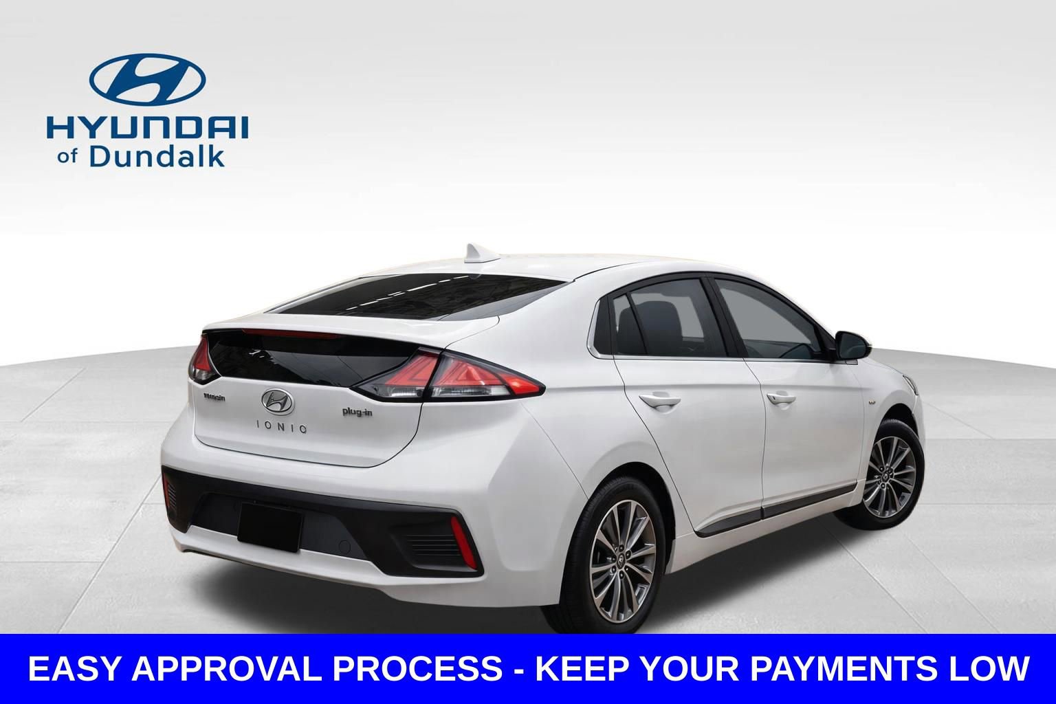 Used 2021 Hyundai Ioniq SE FWD image 2