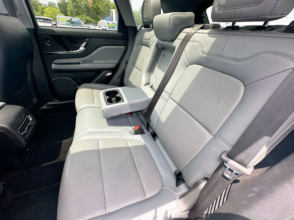 Certified 2022 Lincoln Corsair Reserve w/ Equipment Group 201A AWD/4WD image 4