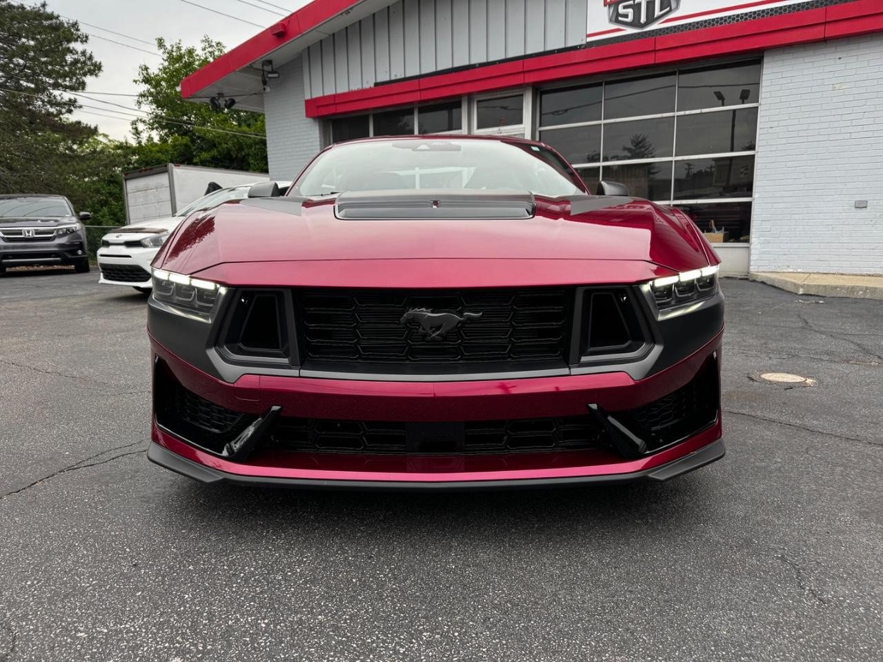 Used 2025 Ford Mustang Dark Horse RWD image 2