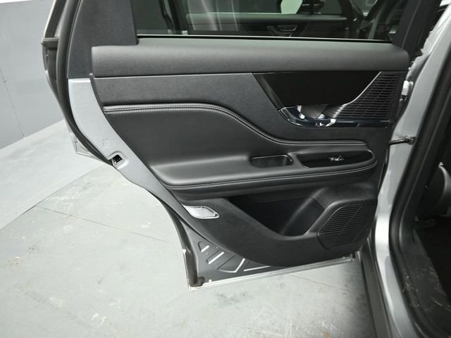 Certified 2022 Lincoln Corsair AWD w/ Equipment Group 101A image 23