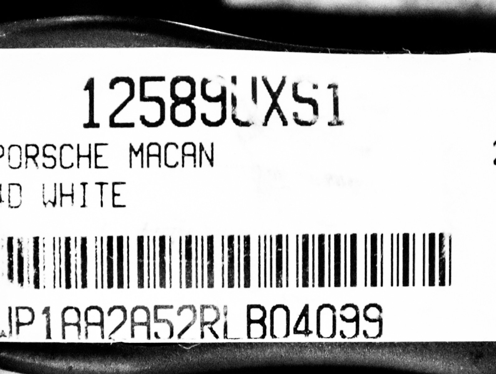 Certified 2024 Porsche Macan AWD/4WD image 26