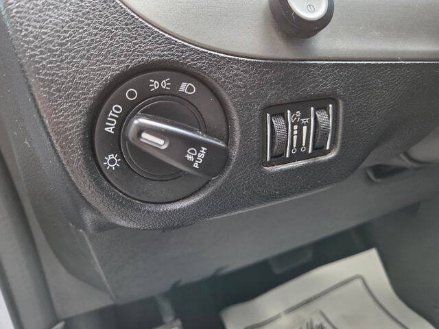 Used 2020 Dodge Grand Caravan GT FWD image 15