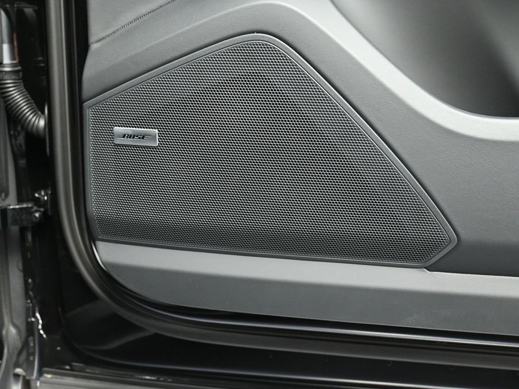 New 2026 Porsche Cayenne Turbo image 31