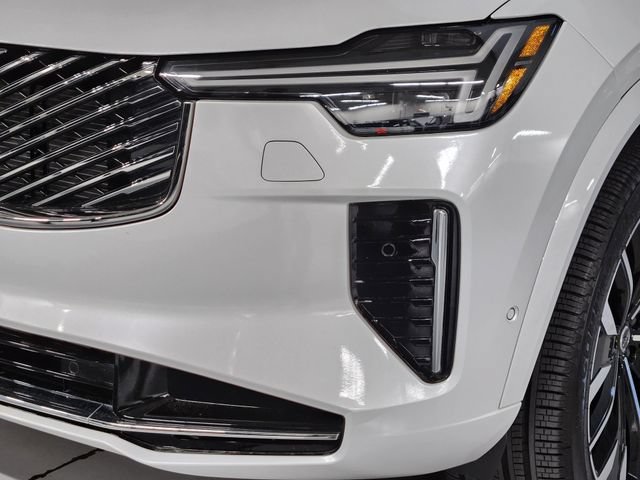 Certified 2026 Volvo XC90 B6 Plus w/ Protection Package Premier AWD/4WD image 12