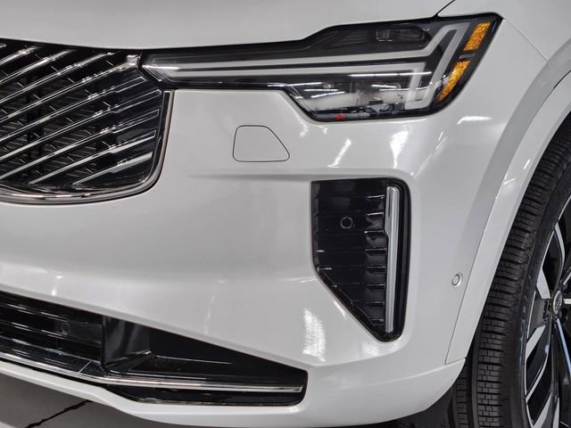 New 2026 Volvo XC90 B6 Plus w/ Protection Package Premier AWD/4WD image 12