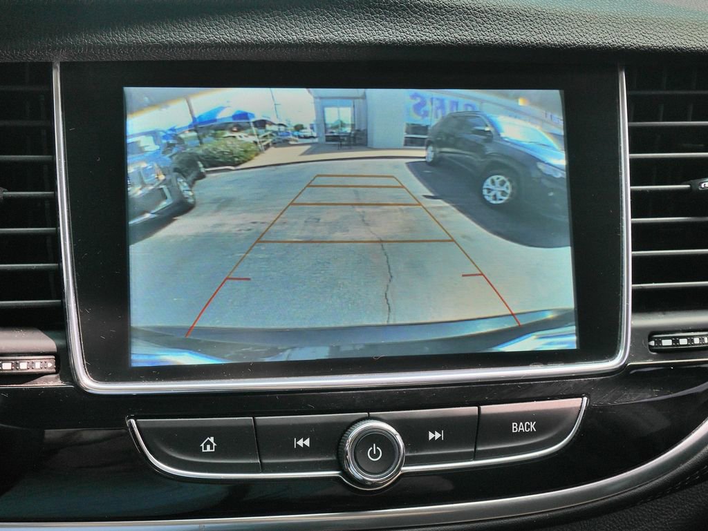 Used 2021 Buick Encore Preferred FWD image 31