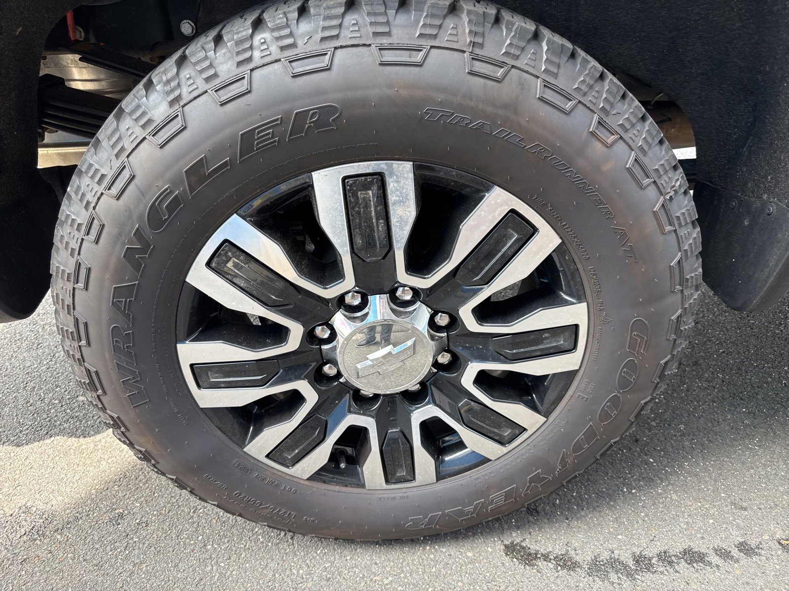 Used 2022 Chevrolet Silverado 3500 High Country image 12