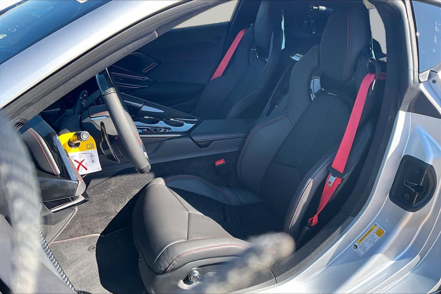 New 2027 Chevrolet Corvette ZR1 w/ ZR1 Carbon Fiber Aero Package RWD image 9