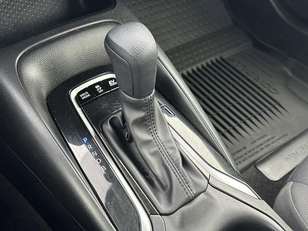 Certified 2023 Toyota Corolla LE image 31