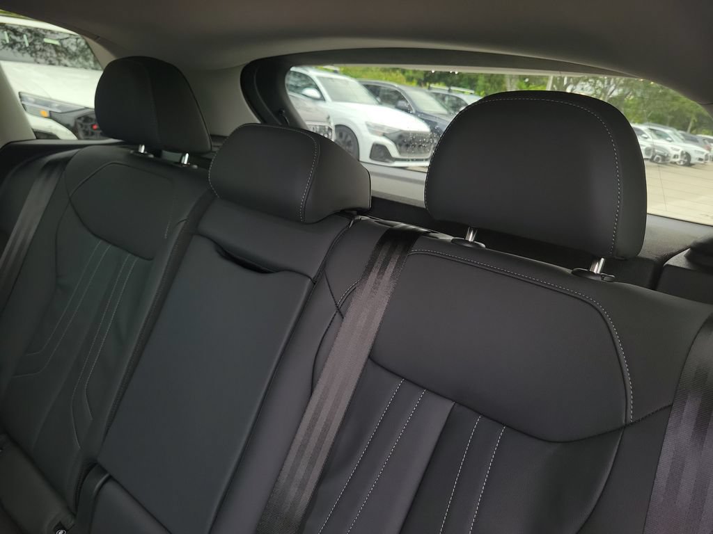 New 2026 Audi Q3 quattro 2.0T AWD/4WD image 27