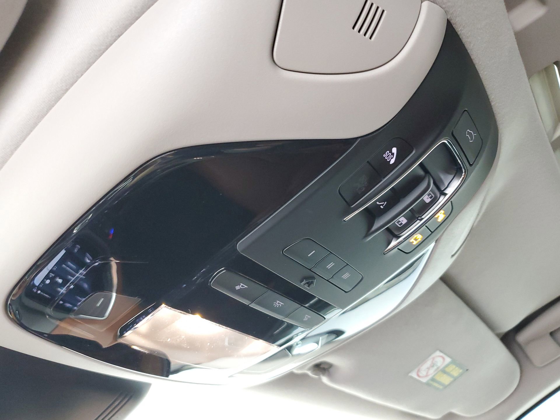 Used 2021 Maserati Ghibli S image 42