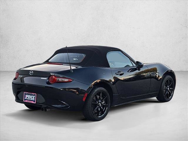 Used 2022 MAZDA MX-5 Miata Sport RWD image 5