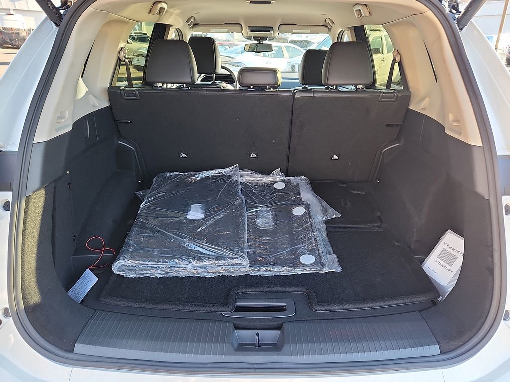 Certified 2025 Nissan Rogue SL image 30