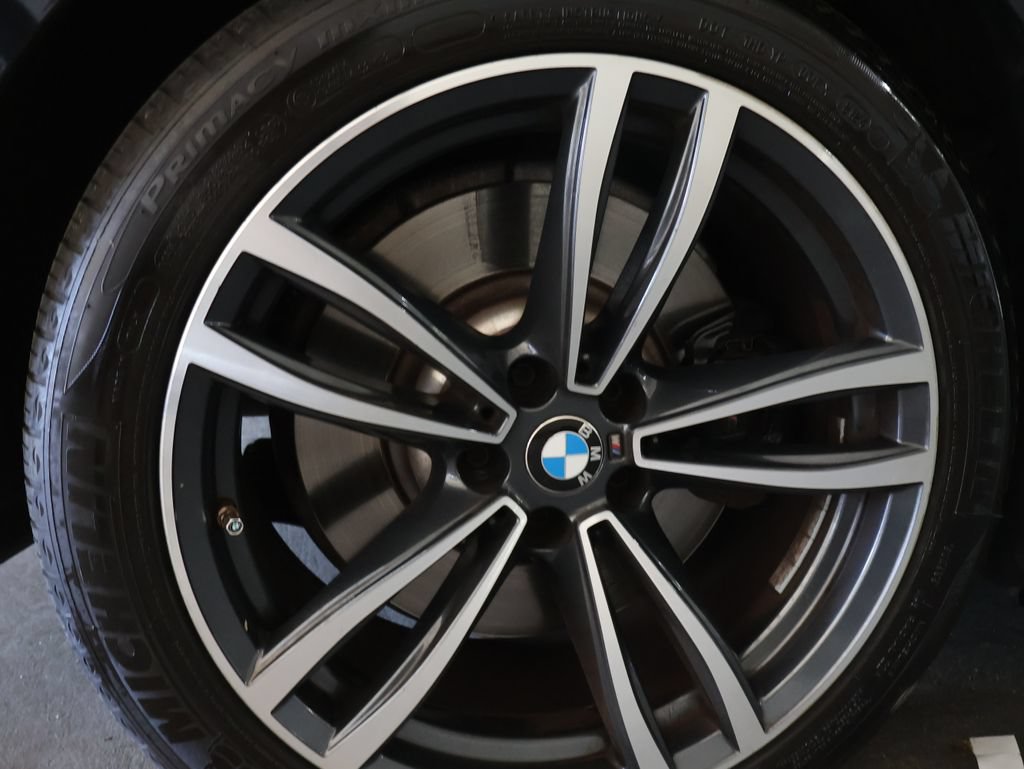 Used 2021 BMW 740i xDrive w/ M Sport Package AWD/4WD image 34