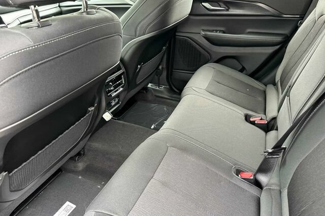 New 2026 Jeep Grand Cherokee Laredo X AWD/4WD image 9