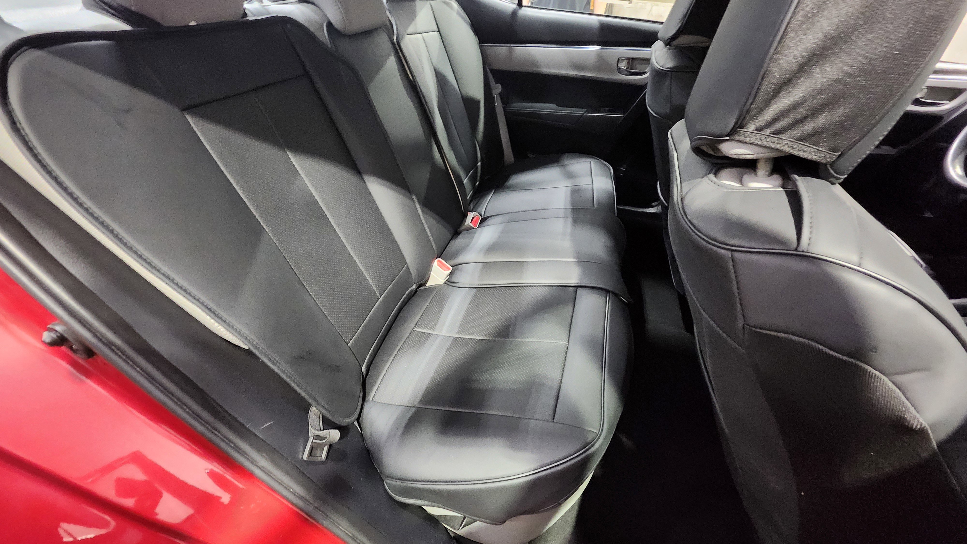 Used 2016 Toyota Corolla LE image 13