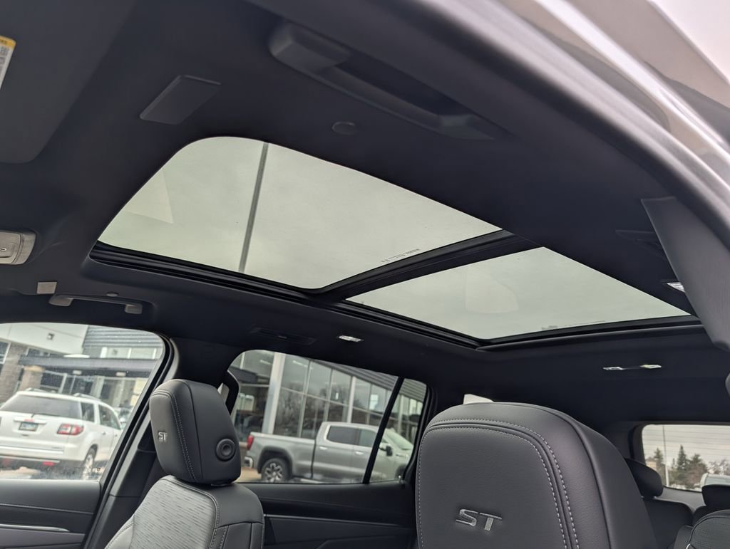 New 2026 Buick Enclave Sport Touring w/ Power Package image 6