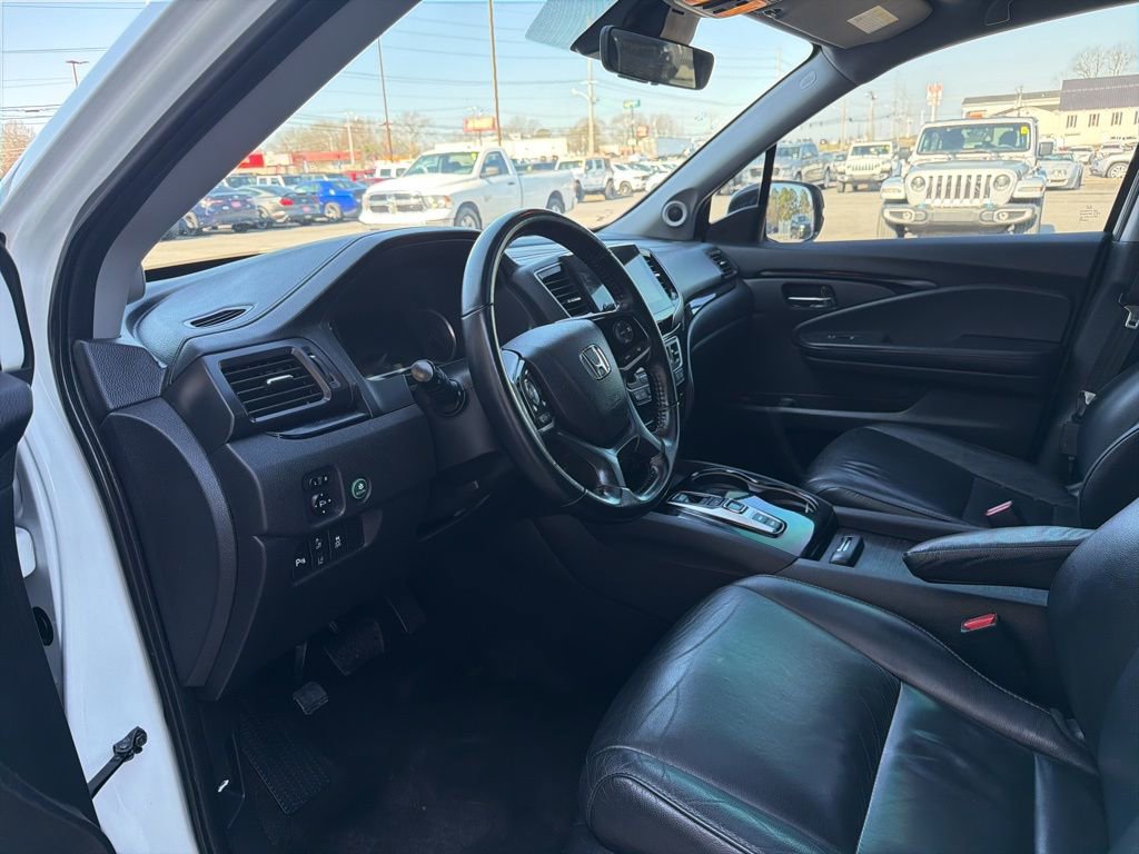 Used 2019 Honda Pilot Touring image 31