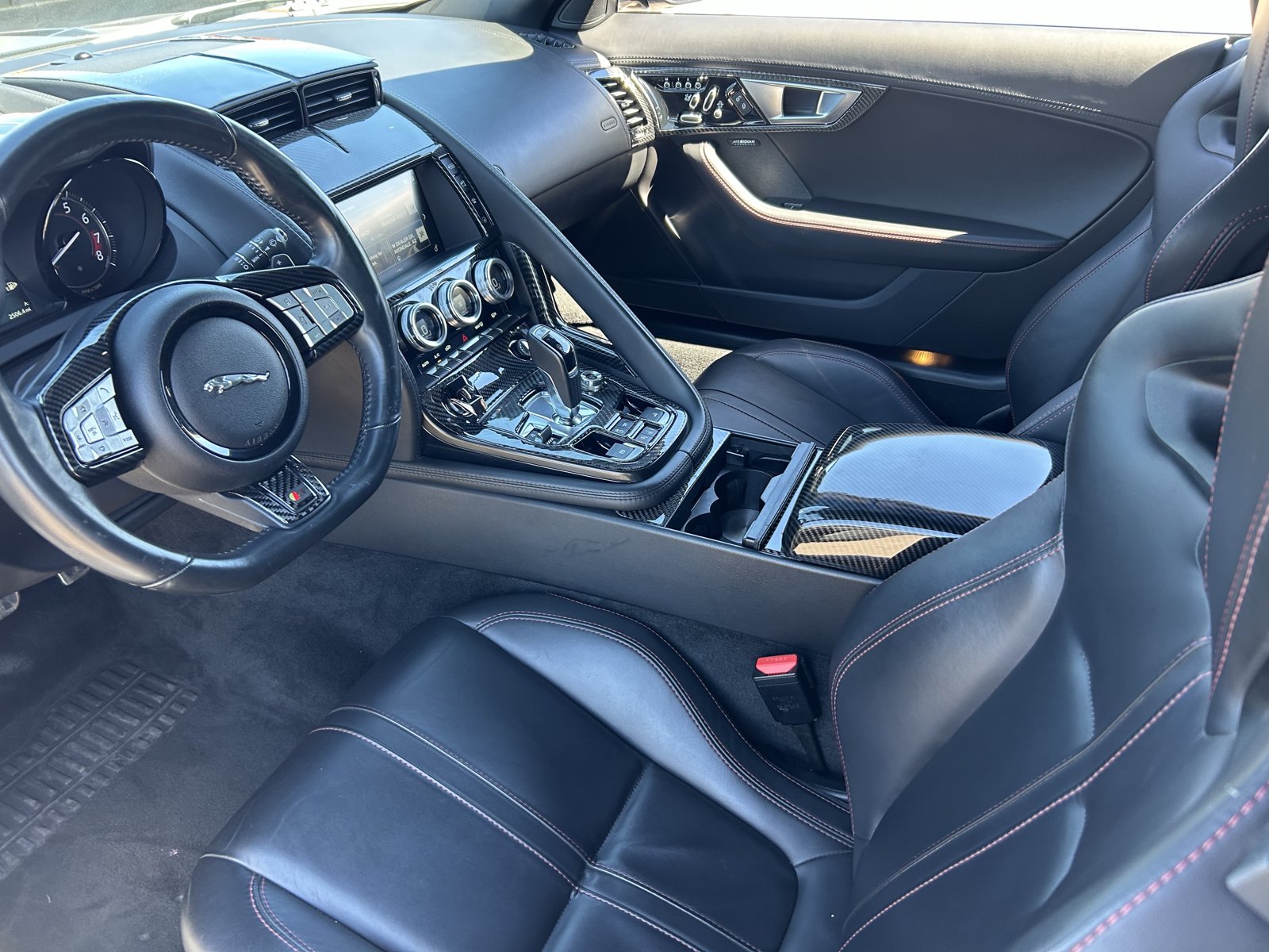 Used 2016 Jaguar F-TYPE S RWD image 13