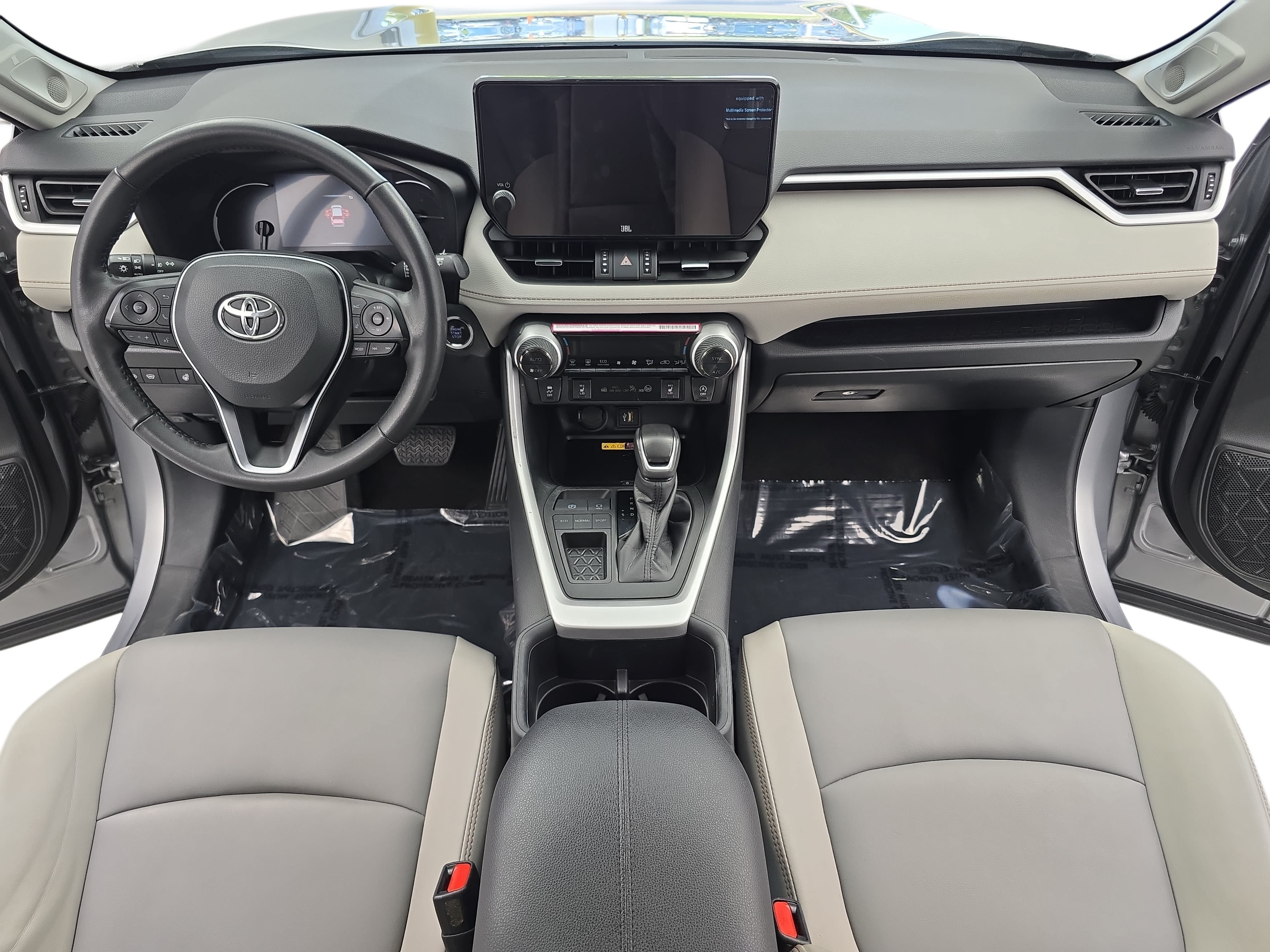 Used 2024 Toyota RAV4 XLE Premium w/ Weather Package FWD image 9