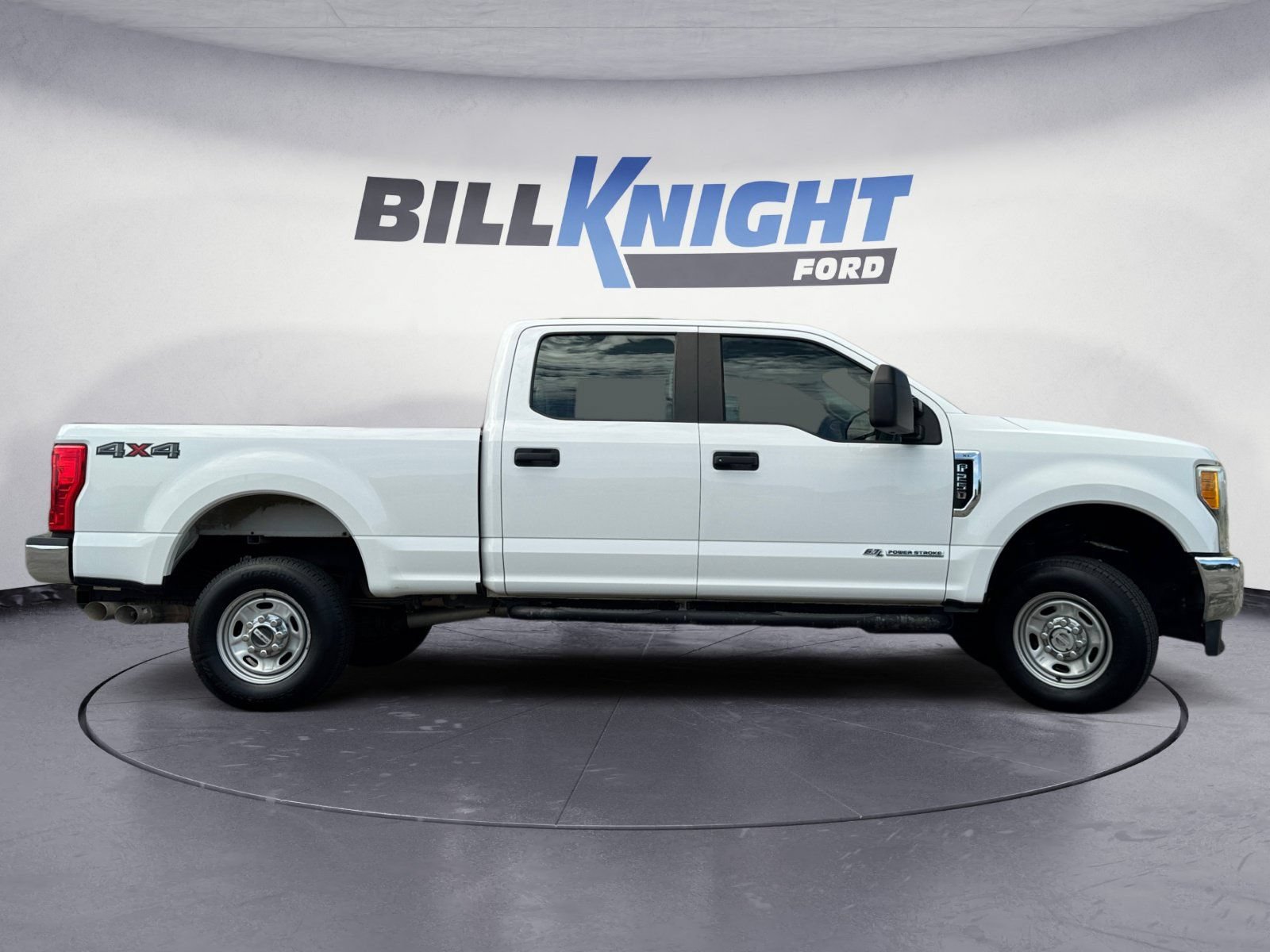 Used 2017 Ford F250 XL w/ XL Value Package AWD/4WD image 6