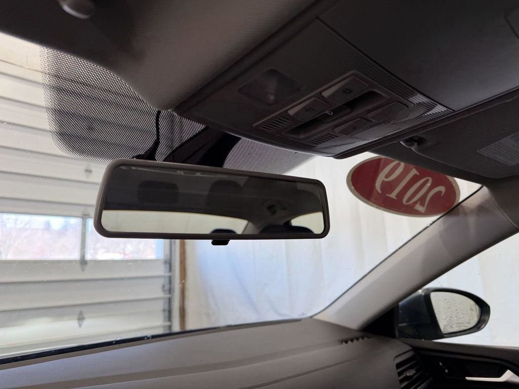 Used 2019 Volkswagen Jetta SE image 20