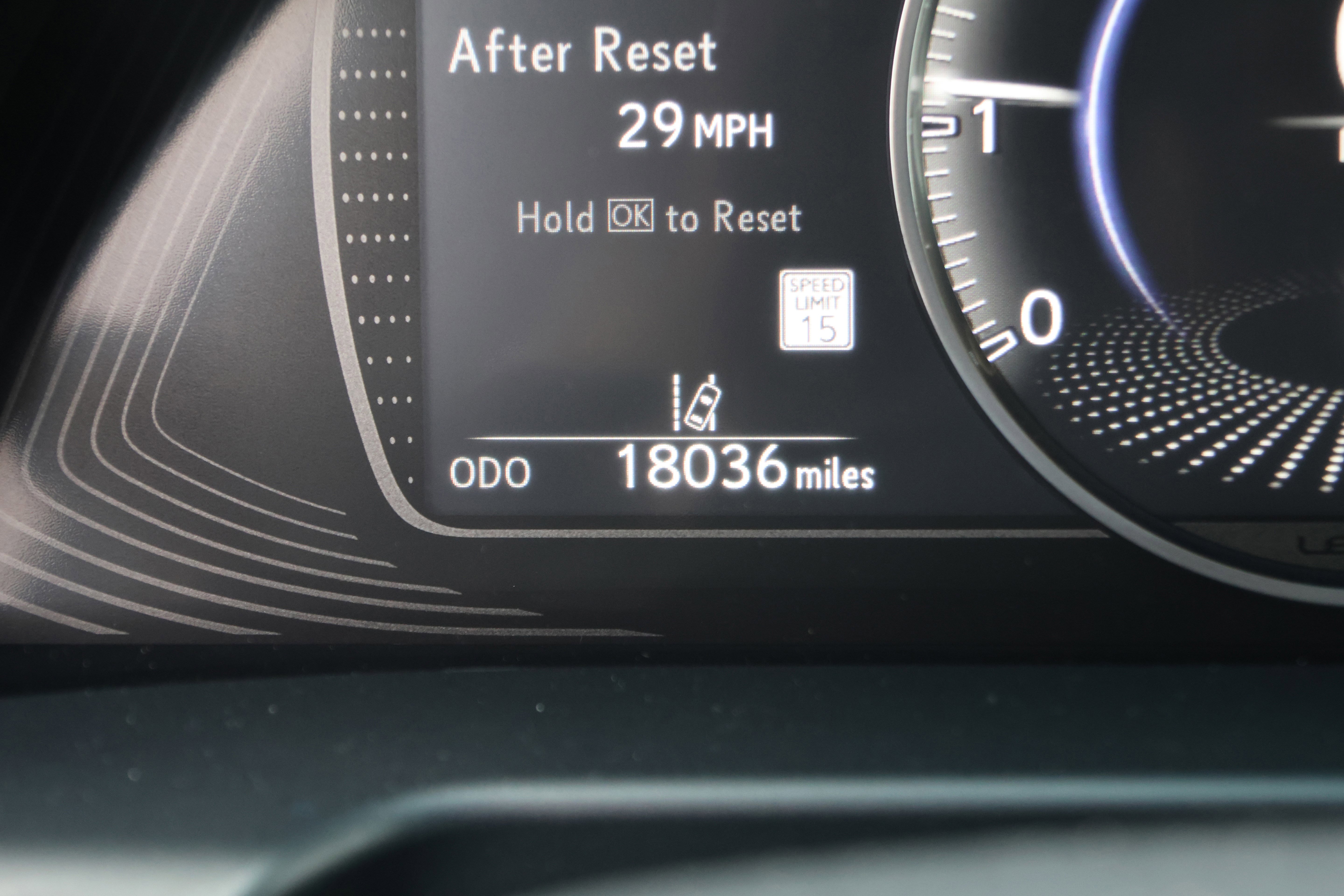 Certified 2025 Lexus ES 350 w/ Premium Package image 19