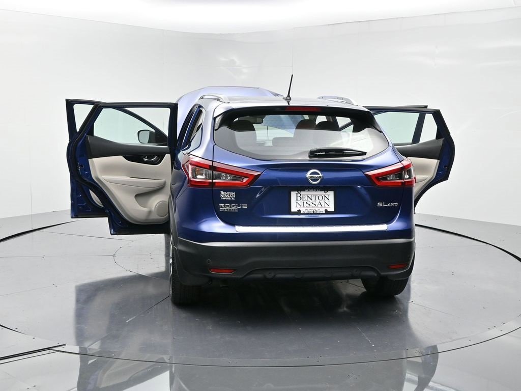 Used 2022 Nissan Rogue Sport SL w/ Premium Package image 27