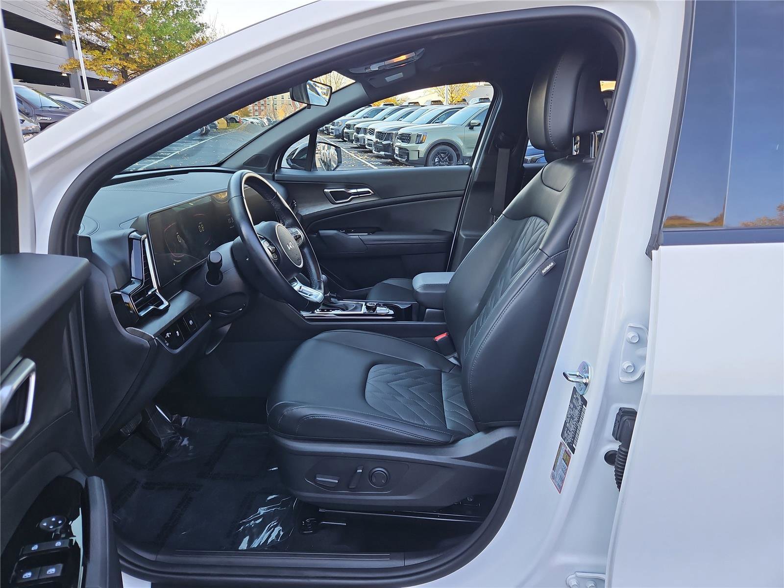 Used 2025 Kia Sportage X-Line image 15