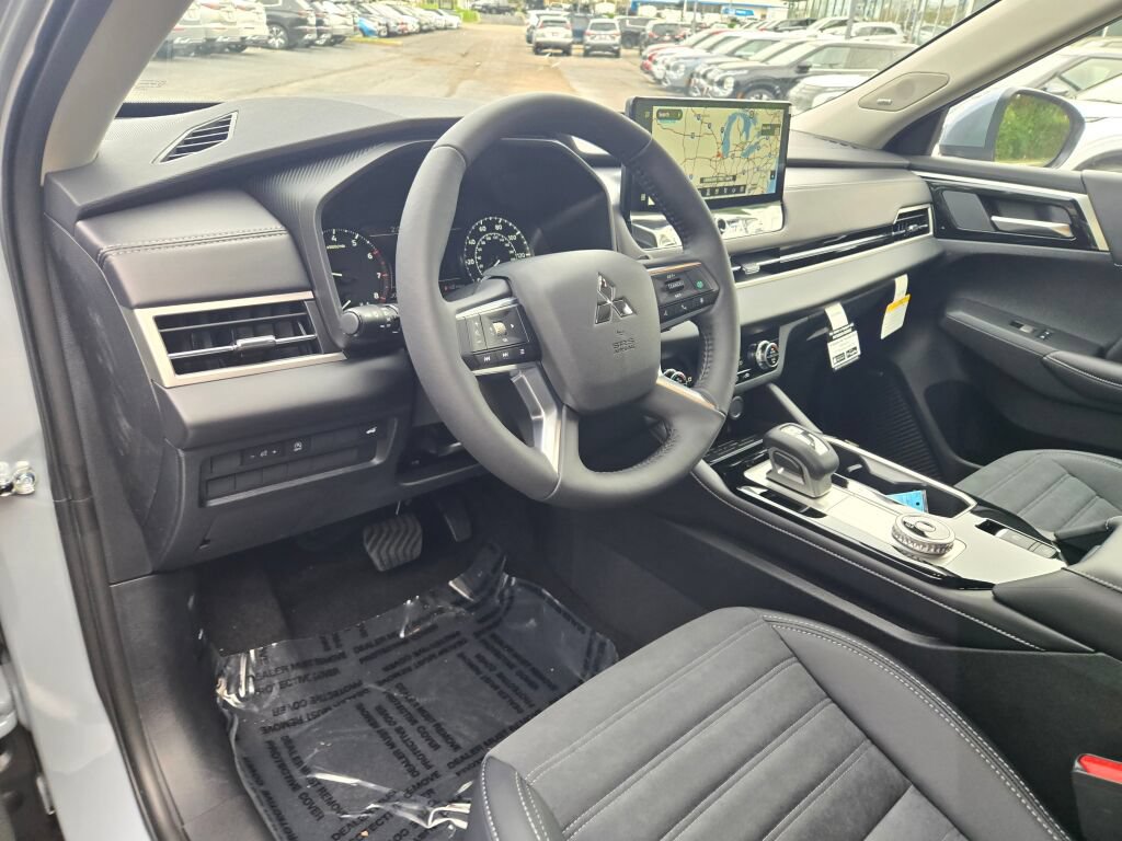 New 2027 Mitsubishi Outlander SE AWD/4WD image 17