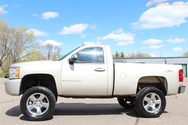 Used 2008 Chevrolet Silverado 1500 W/T w/ Towing Package AWD/4WD image 5