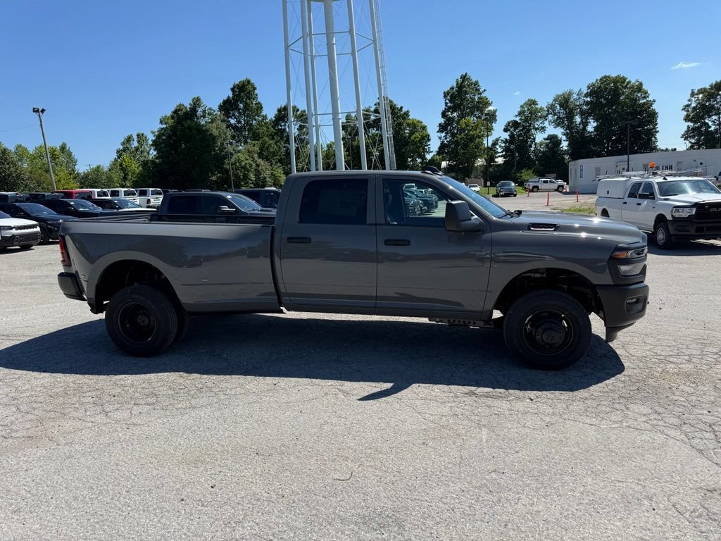 New 2026 RAM 3500 Tradesman AWD/4WD image 5