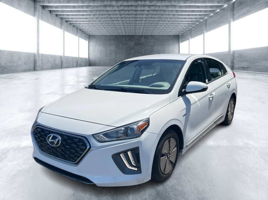 Used 2020 Hyundai Ioniq SE FWD image 1
