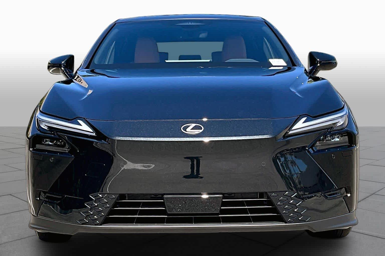 New 2026 Lexus ES 350e FWD image 3