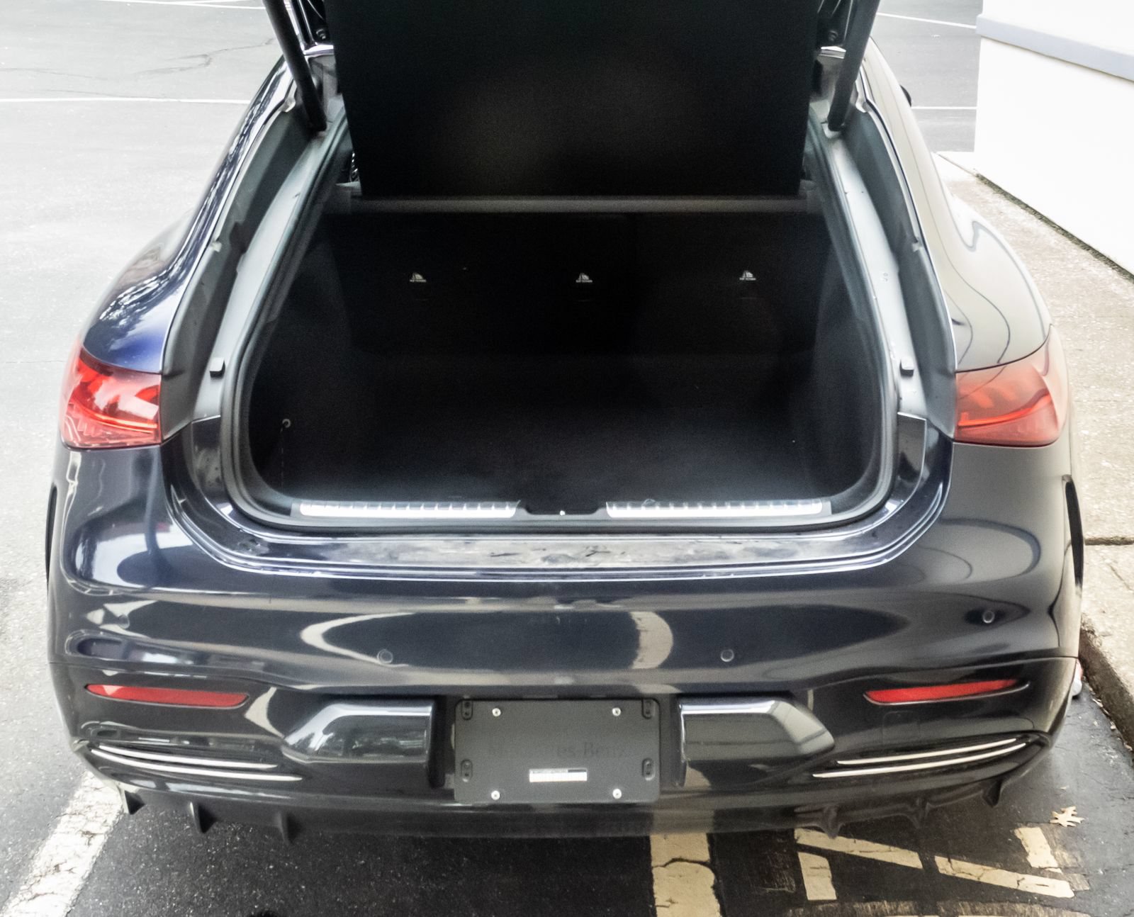 Used 2023 Mercedes-Benz EQS 580 4MATIC Sedan image 21