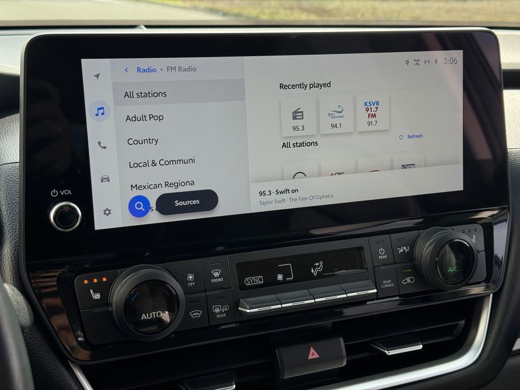 Certified 2024 Toyota Grand Highlander XLE image 19