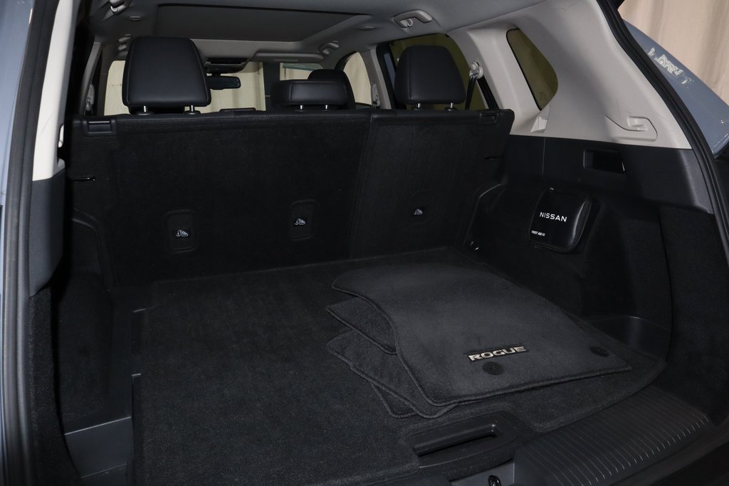 Certified 2023 Nissan Rogue Platinum w/ Platinum Premium Package image 19