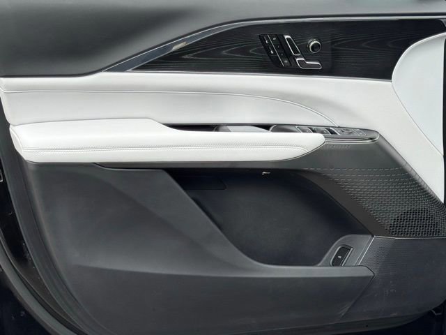 Certified 2024 Cadillac Lyriq Sport image 15